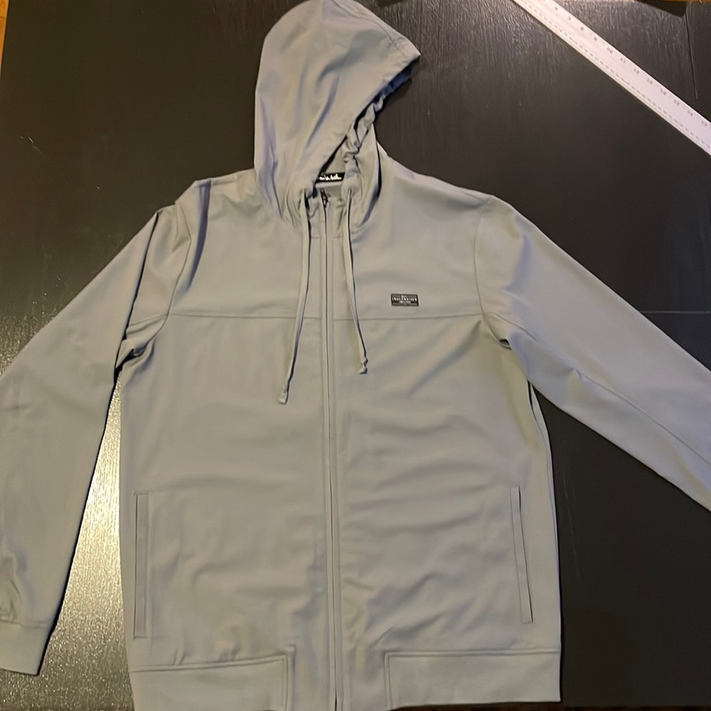 Travis Mathew gray windbreaker M